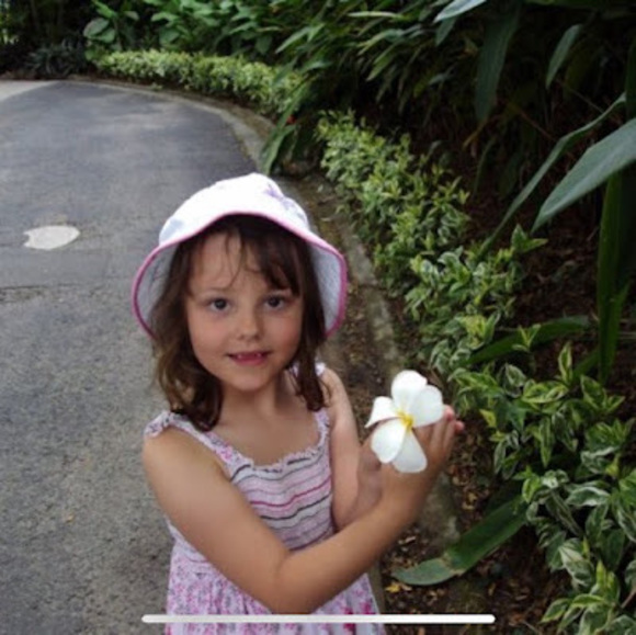 Meet your Posher, Hailey - Picture 1 of 1